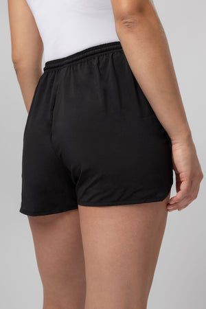 lelosi σορτς prijateljica 1